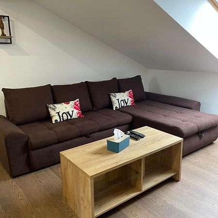 Joy Apartment 6 Belgrado Buitenkant foto