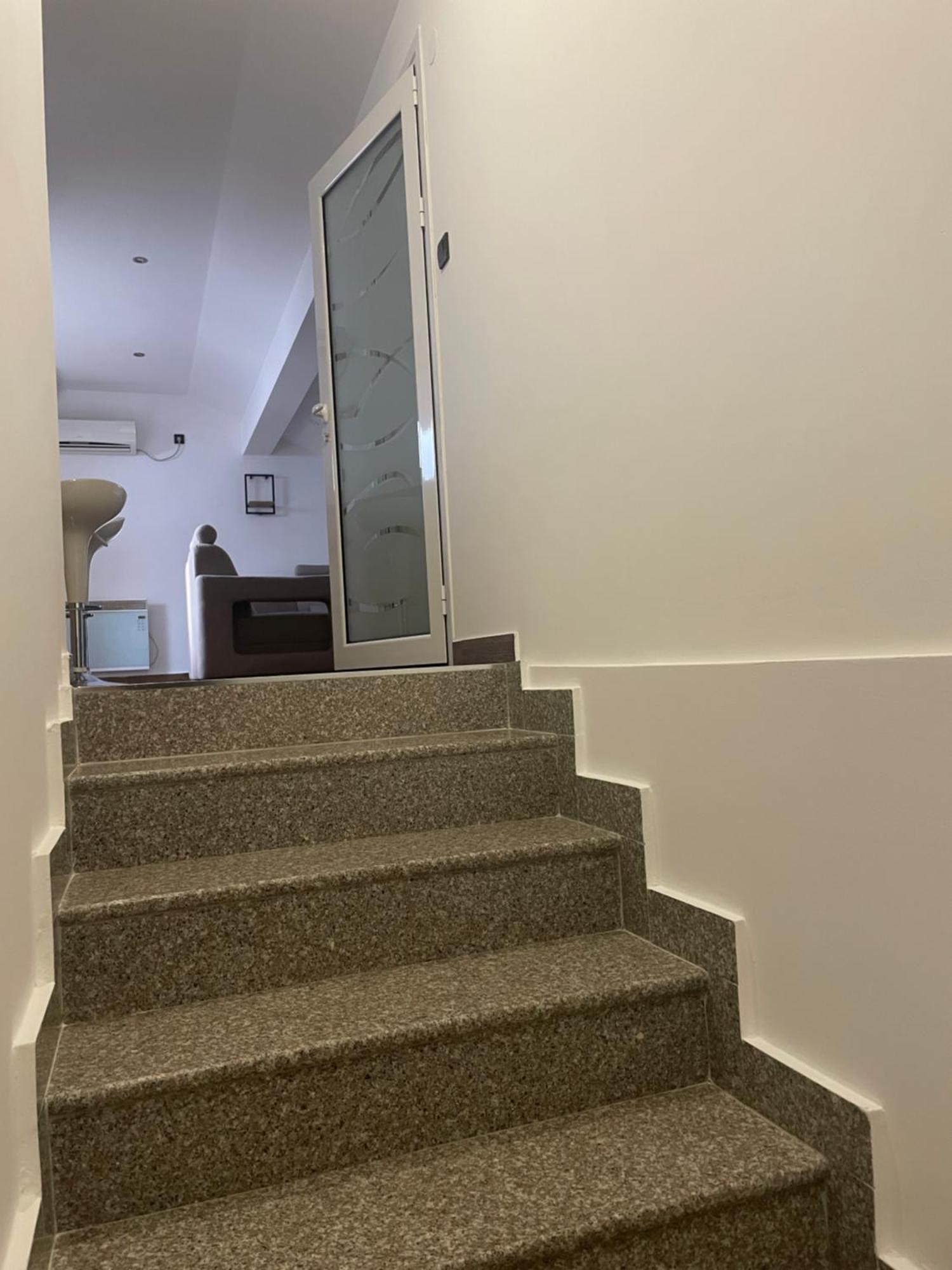 Joy Apartment 6 Belgrado Buitenkant foto