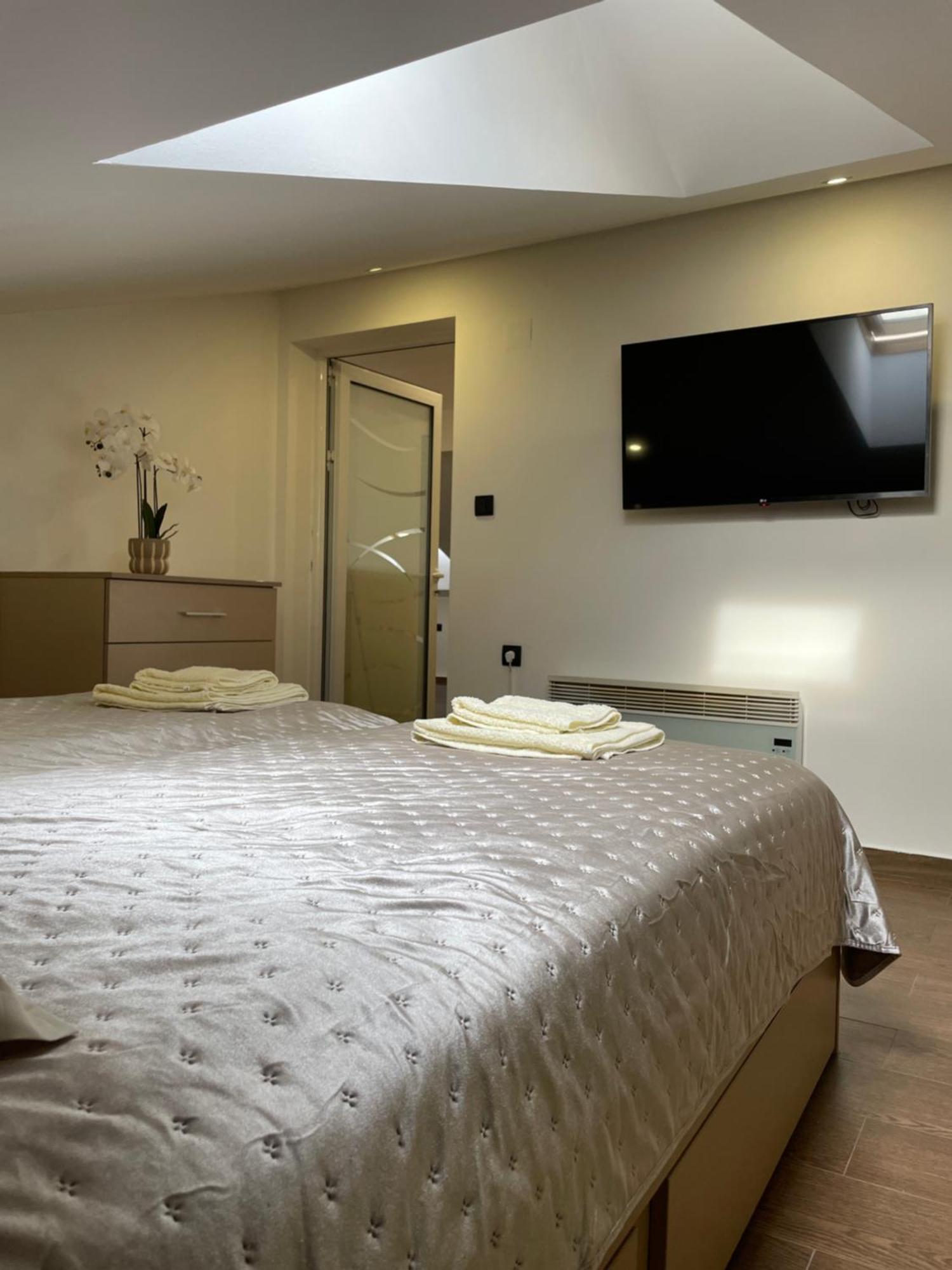 Joy Apartment 6 Belgrado Buitenkant foto