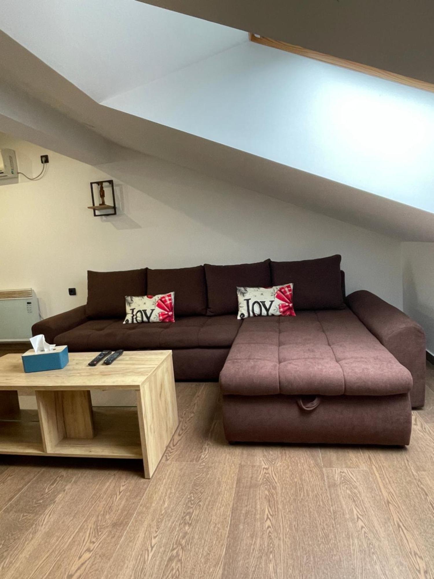 Joy Apartment 6 Belgrado Buitenkant foto